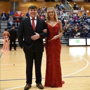 ✨SOLD✨ Red sequined Sherri Hill Dress